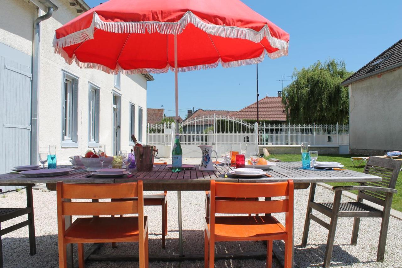 Вилла La Ferme De Mon Enfance Villechetif Экстерьер фото